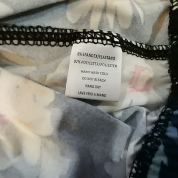 NWT Leggings Depot Navy Floral Leggings - Picture 6 of 6